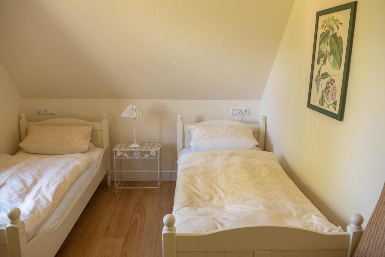 Familienidyll - Komfort, Riesiger Garten & Badespass Rankwitz Buitenkant foto